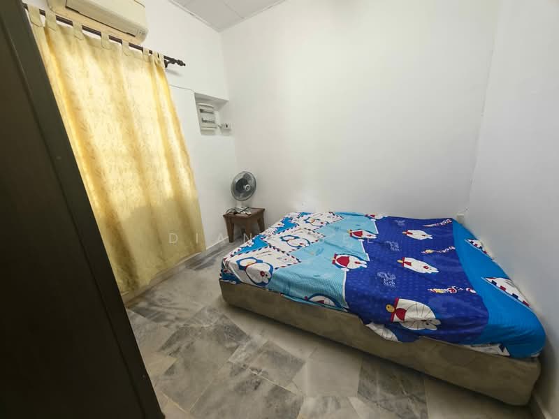 Rumah Teres 1.5 Tingkat untuk Disewa di Bandar Bukit Raja (Klang) - Diana See - Bedroom - PropertyGuru.com.my