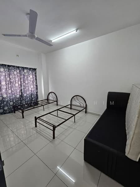 2-storey Terraced House for Sale in Alam Sari (Bangi) - Azli Ibrahim - Bedroom - PropertyGuru.com.my