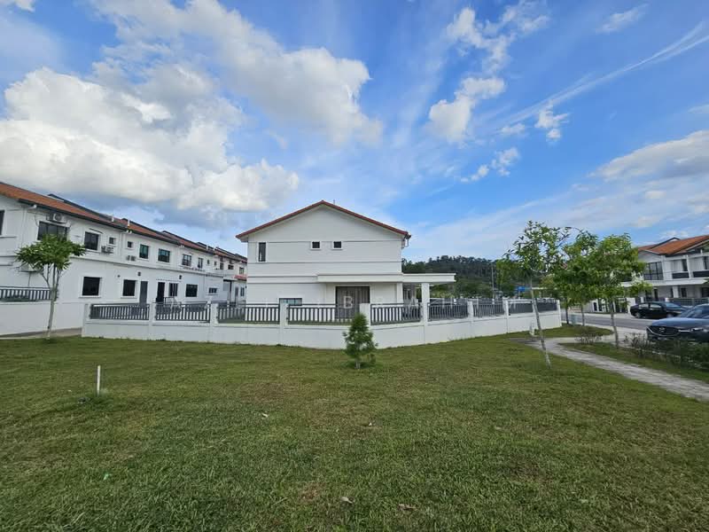 2-storey Terraced House for Sale in Alam Sari (Bangi) - Azli Ibrahim - Exterior - PropertyGuru.com.my