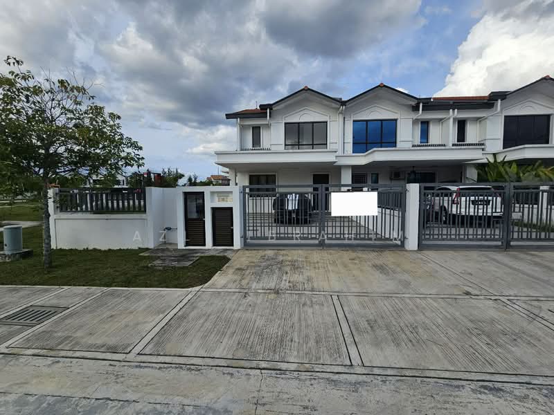 2-storey Terraced House for Sale in Alam Sari (Bangi) - Azli Ibrahim - Exterior - PropertyGuru.com.my