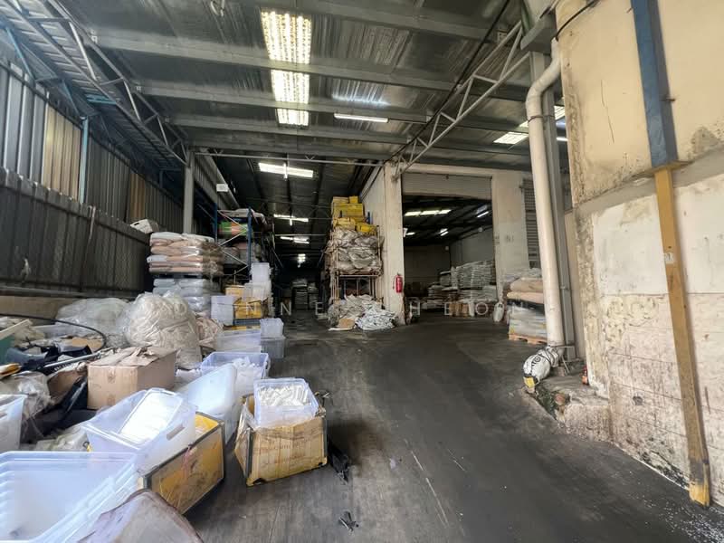 Semi-D Factory for Rent in Balakong (Selangor) - Joanne Cheong - Interior - PropertyGuru.com.my