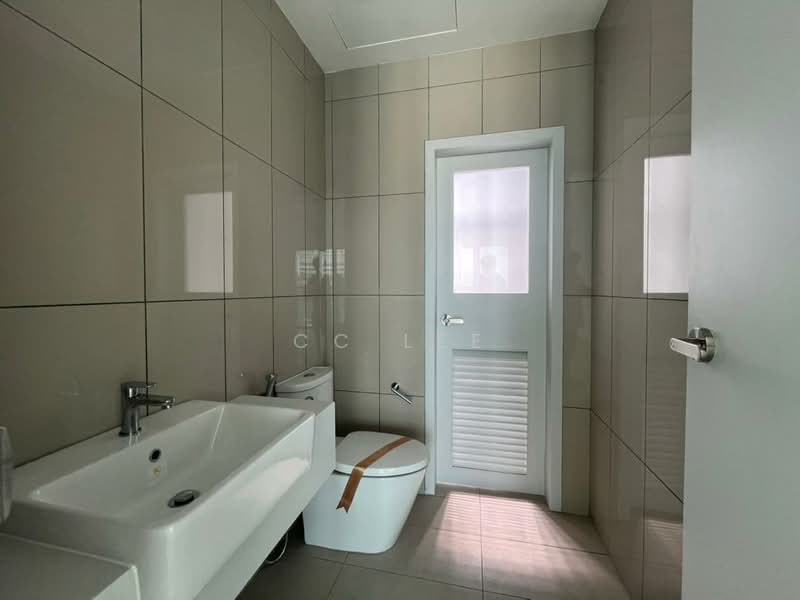 Condominium for Sale at Mezzo - CC Lee - Bathroom - PropertyGuru.com.my