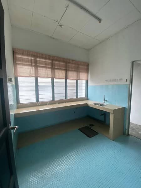 Rumah Teres 1 Tingkat untuk Dijual di Taman Tuanku Jaafar (Sungai Gadut) - Asward Kamal - Kitchen - PropertyGuru.com.my