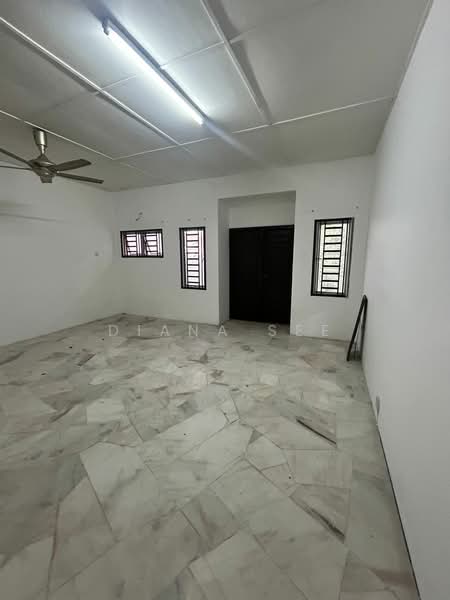 2-storey Terraced House for Rent in Kampung Jawa (Klang) - Diana See - PropertyGuru.com.my