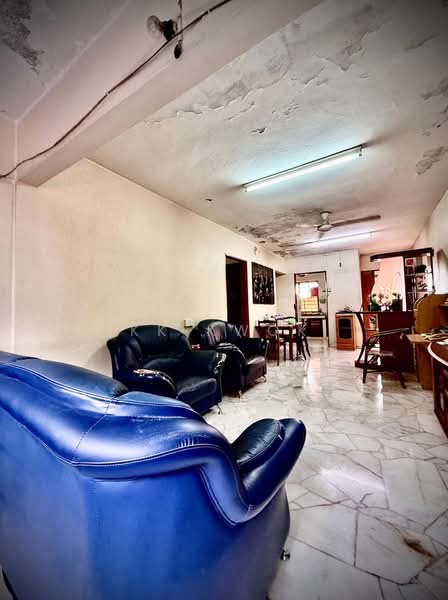 Pangsapuri untuk Dijual di Taman Kampar - KK Kwok - Living Room - PropertyGuru.com.my
