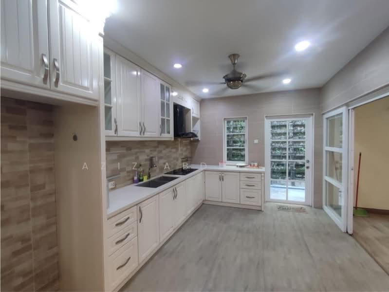 Semi-Detached House for Rent in Seksyen 13 (Shah Alam) - Aziz Abdullah - PropertyGuru.com.my