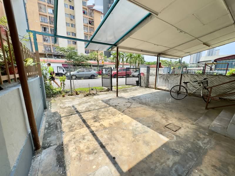 1-storey Terraced House for Sale in Taman Orkid (Cheras) - Azli Ibrahim - Exterior - PropertyGuru.com.my