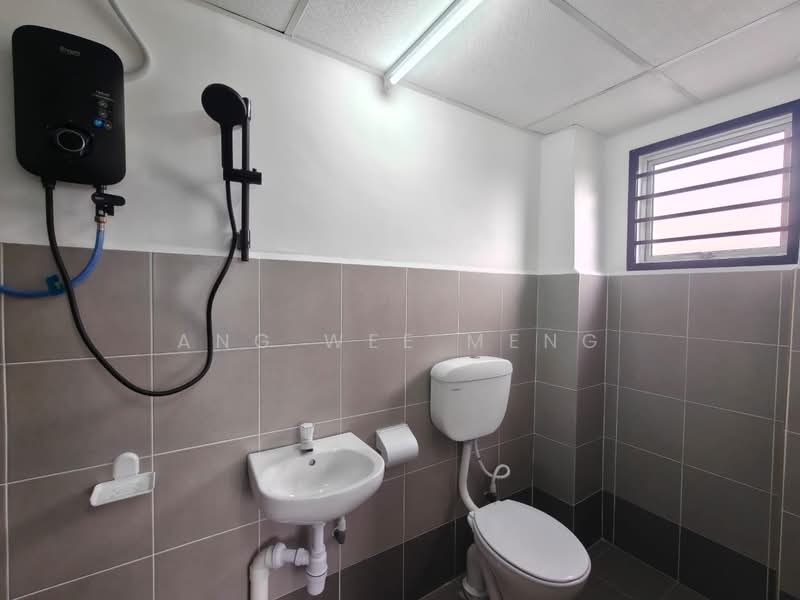 Flat for Sale at Rumah Pangsa Sri Orkid (Ehsan Jaya) - Ang Wee Meng - PropertyGuru.com.my