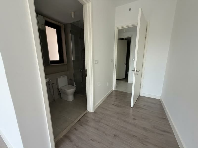 Servis Apartment untuk Disewa di Jendela Residences - Li Gin - Bathroom - PropertyGuru.com.my