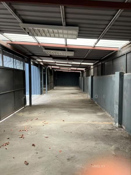 Gudang untuk Disewa di Glenmarie (Selangor) - Zackinn Hoi - Corridor - PropertyGuru.com.my