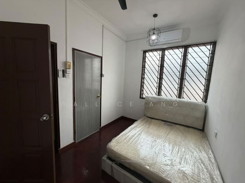Rumah Teres 2 Tingkat untuk Disewa di Taman Daya (Johor Bahru) - Wallace Ang - Bedroom - PropertyGuru.com.my