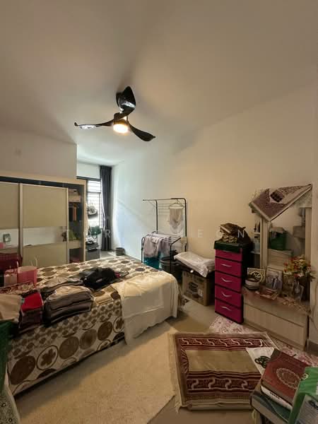 2-storey Terraced House for Sale in Ulu Tiram (Johor) - Tori Cheon - Bedroom - PropertyGuru.com.my
