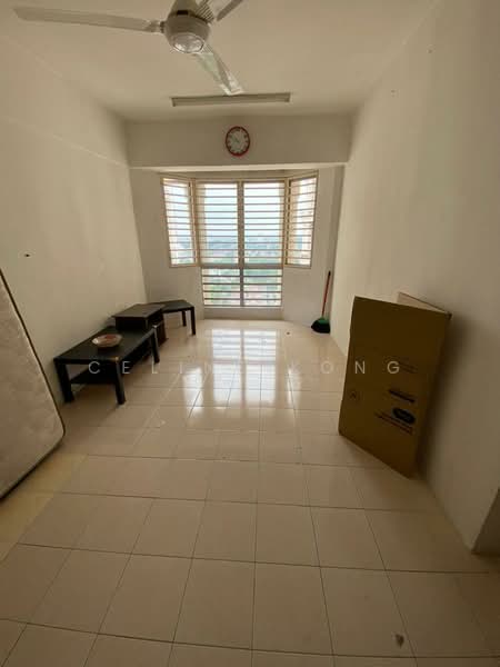 Servis Apartment untuk Dijual di Rhythm Avenue - Celine Kong - Living Room - PropertyGuru.com.my