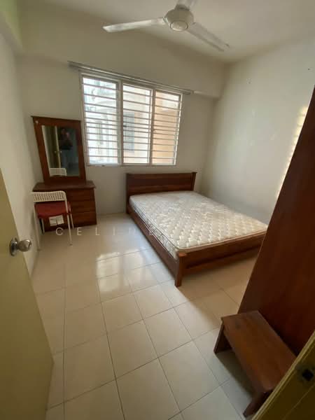 Servis Apartment untuk Dijual di Rhythm Avenue - Celine Kong - Bedroom - PropertyGuru.com.my
