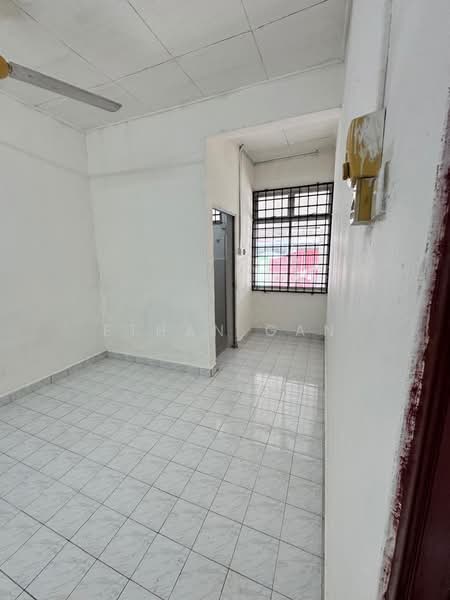 Rumah Teres 1 Tingkat untuk Dijual di Taman Puteri Wangsa (Ulu Tiram) - Ethan Gan - PropertyGuru.com.my