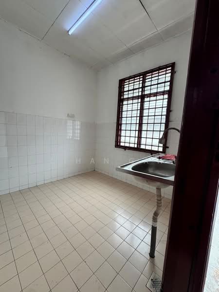 Rumah Teres 1 Tingkat untuk Dijual di Taman Puteri Wangsa (Ulu Tiram) - Ethan Gan - PropertyGuru.com.my