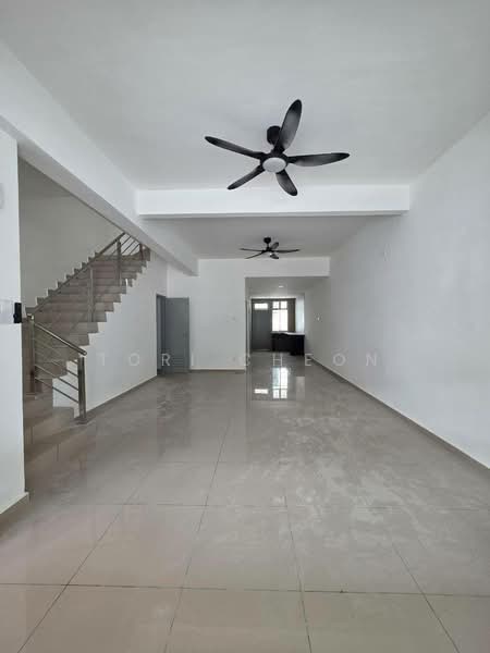 2-storey Terraced House for Rent in Taman Bestari Indah (Ulu Tiram) - Tori Cheon - Interior - PropertyGuru.com.my