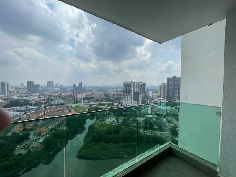 Servis Apartment untuk Disewa di Twin Residences - Janice CC Tan - Balcony - PropertyGuru.com.my