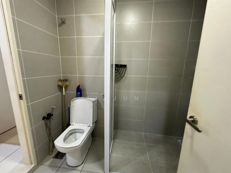 Service Residence for Rent at The Cruise Residence - Yi Jun - Bathroom - PropertyGuru.com.my