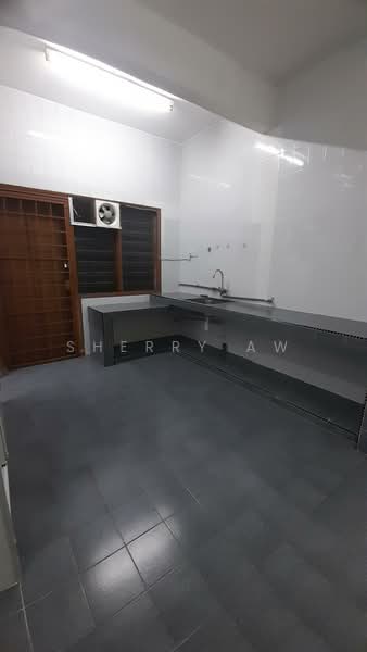 2-storey Terraced House for Sale in Usj 20 (Subang Jaya) - Sherry Aw - Kitchen - PropertyGuru.com.my