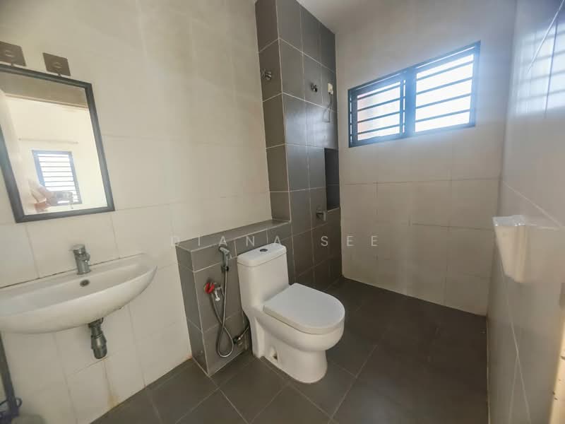 2-storey Terraced House for Rent in Setia Alam (Selangor) - Diana See - Bathroom - PropertyGuru.com.my