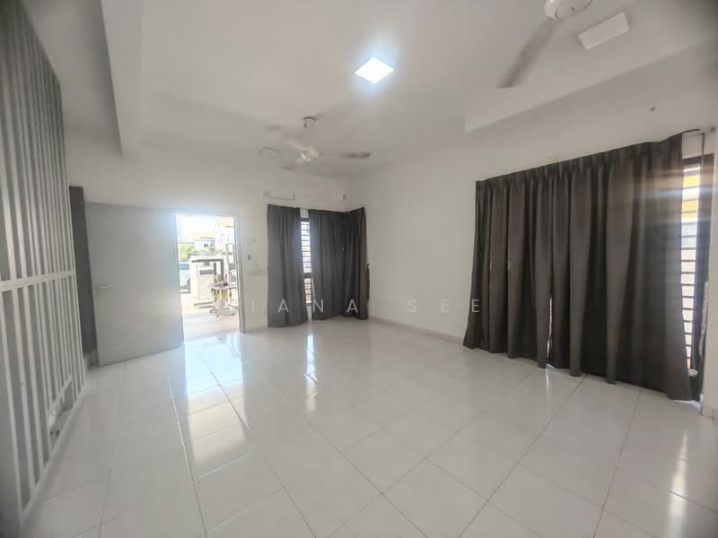 2-storey Terraced House for Rent in Setia Alam (Selangor) - Diana See - Living Room - PropertyGuru.com.my