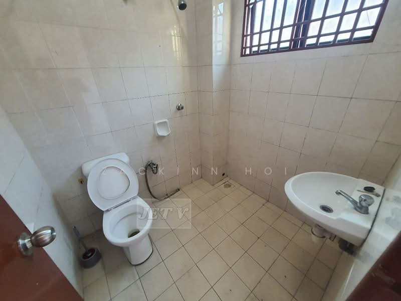 2-storey Terraced House for Rent in Bandar Bukit Tinggi (Klang) - Zackinn Hoi - PropertyGuru.com.my