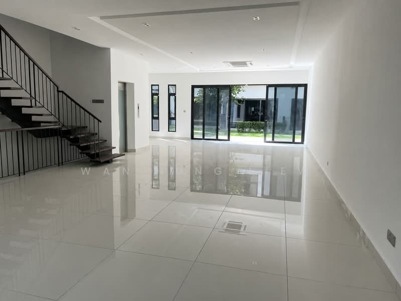 Rumah Teres 4 Tingkat untuk Disewa di Seri Kembangan (Selangor) - Wan Hung Liew - Living Room - PropertyGuru.com.my
