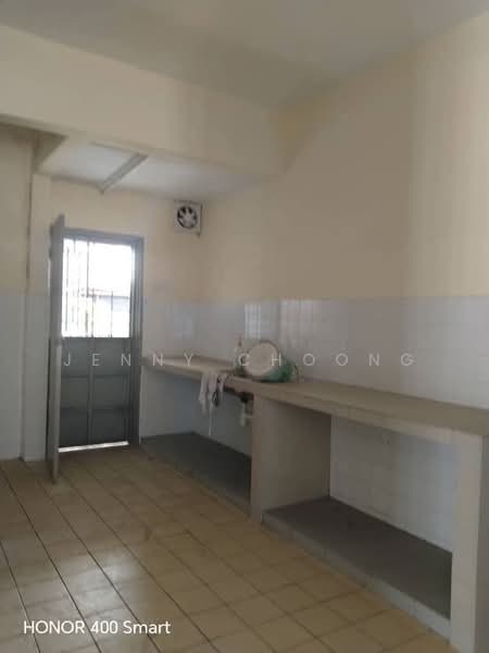 2-storey Terraced House for Sale in Mahkota Cheras (Cheras) - Jenny Choong - Kitchen - PropertyGuru.com.my