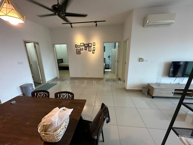 Kondominium untuk Disewa di The Holmes 1 - Jayden Chik - Living Room - PropertyGuru.com.my