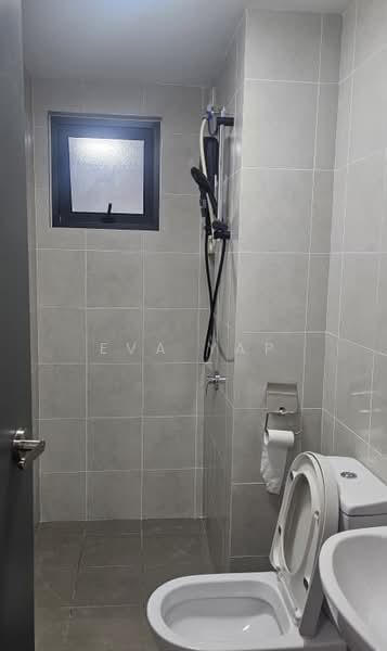 Servis Apartment untuk Disewa di M Arisa - Eva Yap - Bathroom - PropertyGuru.com.my