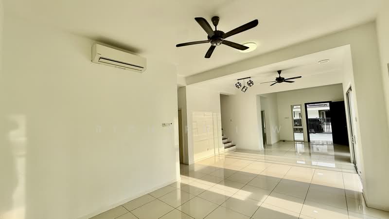 Rumah Teres untuk Dijual di Bandar Tropicana Aman (Telok Panglima Garang) - Richard Low - PropertyGuru.com.my