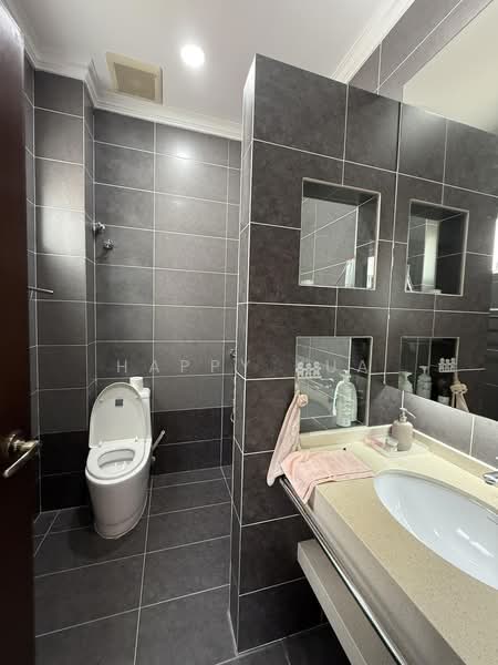 Rumah Berkembar untuk Dijual di Ampang Jaya (Ampang) - Happy Kua - Bathroom - PropertyGuru.com.my