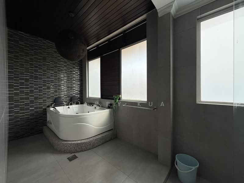 Rumah Berkembar untuk Dijual di Ampang Jaya (Ampang) - Happy Kua - Bathroom - PropertyGuru.com.my