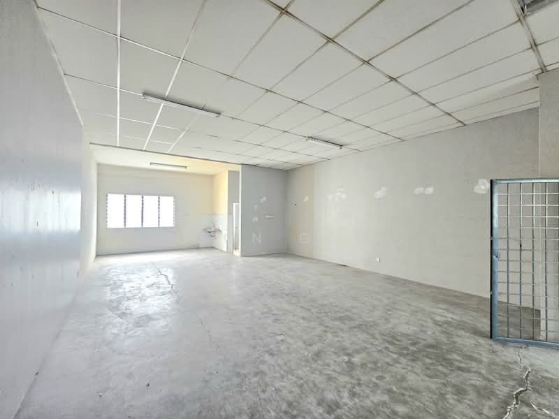 Shop / Office for Rent in Bandar Botanic (Klang) - Leon Goh - Interior - PropertyGuru.com.my