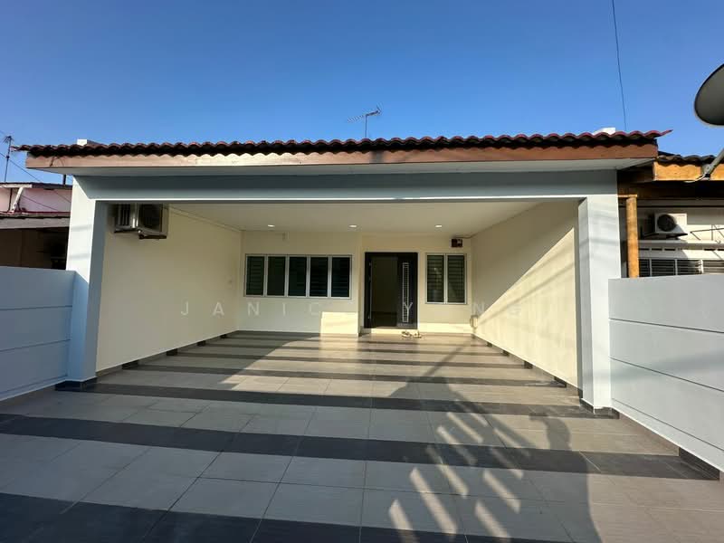 Rumah Teres 1 Tingkat untuk Disewa di Taman Perling (Perling) - Janice Yong - Exterior - PropertyGuru.com.my