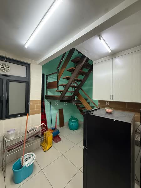 Service Residence for Sale at 8Scape Residence @ Sutera - Gloson Ten - Kitchen - PropertyGuru.com.my