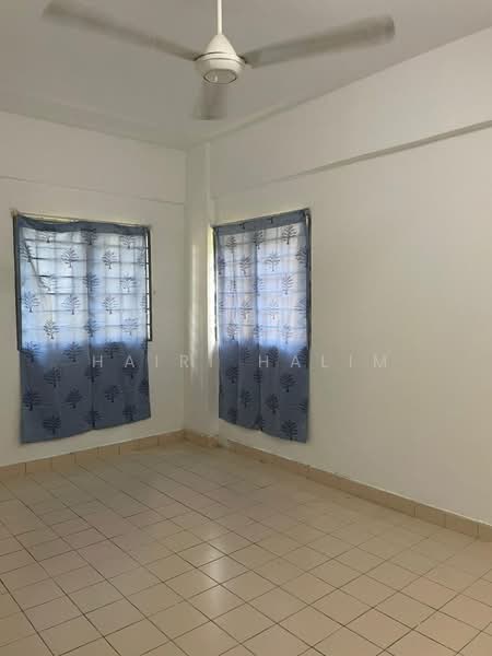 Apartment for Sale at Vista Seri Putra - Hairi Halim - PropertyGuru.com.my