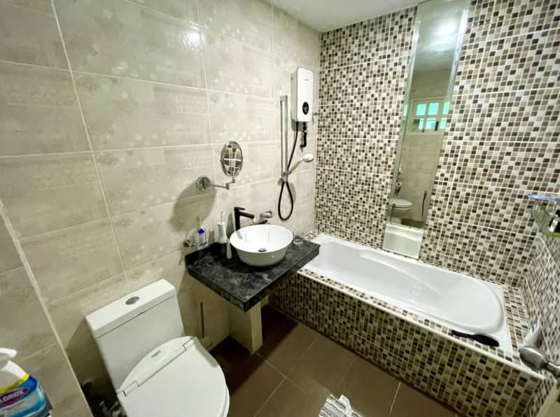 Rumah Teres 2 Tingkat untuk Dijual di Ampang (Selangor) - Philip Ng - Bathroom - PropertyGuru.com.my