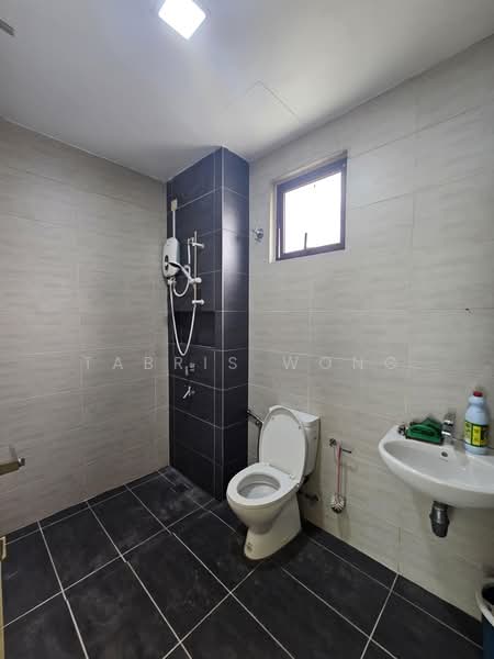 Rumah Teres 2 Tingkat untuk Disewa di Alam Impian (Shah Alam) - Tabris Wong - Bathroom - PropertyGuru.com.my