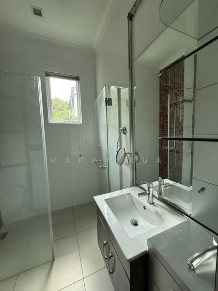 Rumah Berkembar untuk Dijual di Ampang Jaya (Ampang) - Happy Kua - Bathroom - PropertyGuru.com.my