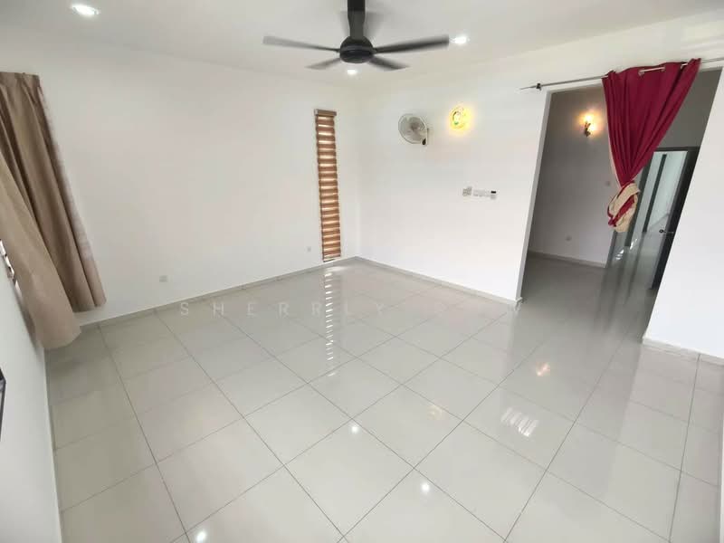 Rumah Teres untuk Dijual di Skudai (Johor) - Sherrly Sow - Living Room - PropertyGuru.com.my
