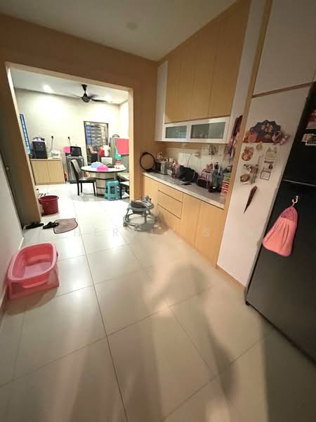 2-storey Terraced House for Sale in Mutiara Rini (Skudai) - Sherrly Sow - Kitchen - PropertyGuru.com.my