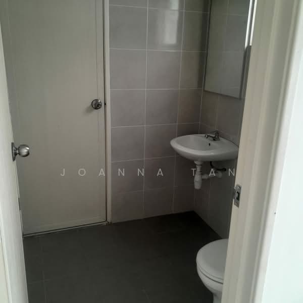 Rumah Teres 2 Tingkat untuk Dijual di Bandar Rimbayu (Telok Panglima Garang) - Joanna Tan - Bathroom - PropertyGuru.com.my