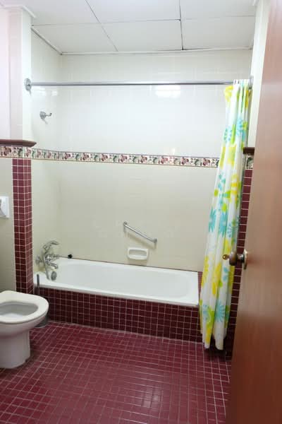 Kondominium untuk Disewa di Kampung Warisan - Chris Choo - Bathroom - PropertyGuru.com.my