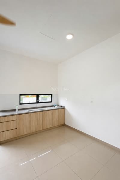 1-storey Terraced House for Sale in Shah Alam (Selangor) - Kings Soe - Kitchen - PropertyGuru.com.my