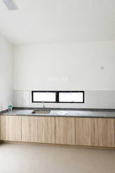 1-storey Terraced House for Sale in Shah Alam (Selangor) - Kings Soe - Kitchen - PropertyGuru.com.my