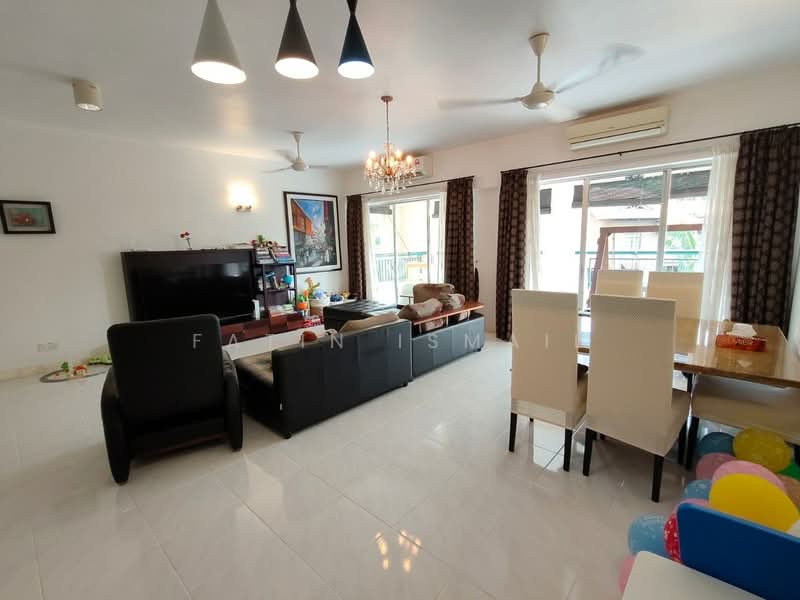 Kondominium untuk Dijual di Seri Maya Condominium - Fatin Ismail - Living Room - PropertyGuru.com.my