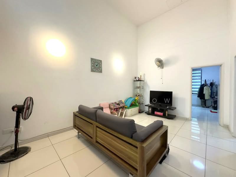 2-storey Terraced House for Sale in Mutiara Rini (Skudai) - Sherrly Sow - Living Room - PropertyGuru.com.my