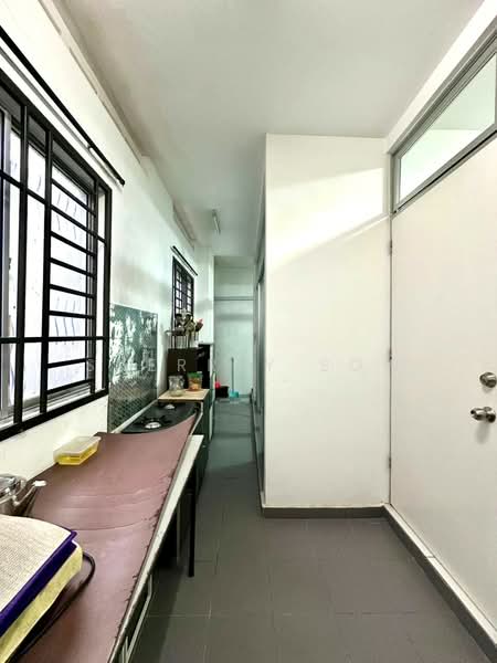 2-storey Terraced House for Sale in Mutiara Rini (Skudai) - Sherrly Sow - Kitchen - PropertyGuru.com.my